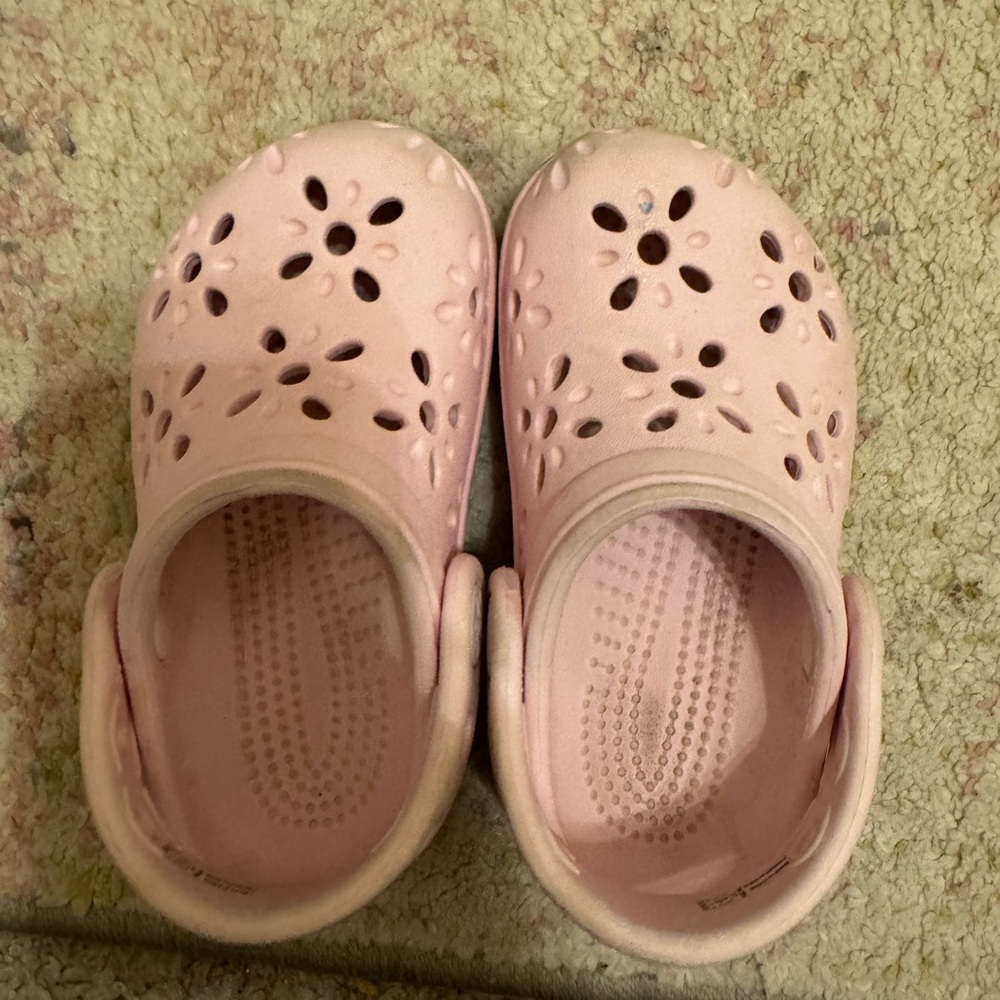 Kids Pink Crocs